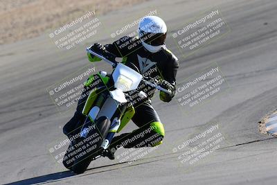 media/Jan-08-2022-SoCal Trackdays (Sat) [[1ec2777125]]/Turn 10 (2pm)/